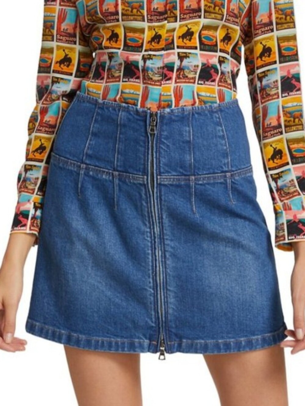 Alice + Olivia Paxton Blue Denim High Waisted Zip Front Mini Skirt Size 26